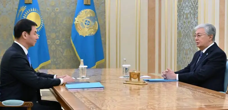 President Tokayev highly praises Darkhan Satybaldy's work as former governor of Turkistan region