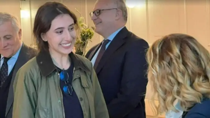 В Иране освободили итальянскую журналистку, задержанную в декабре