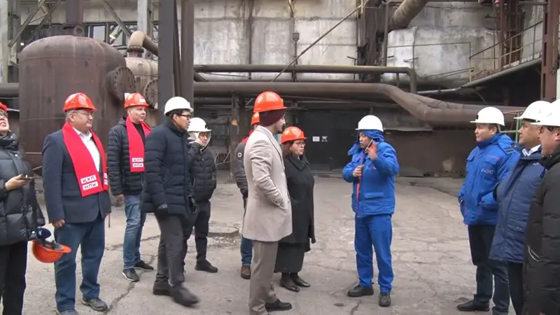 Депутат Мажилиса ознакомилась с системами экологической безопасности на ТЭЦ-1 в Алматы