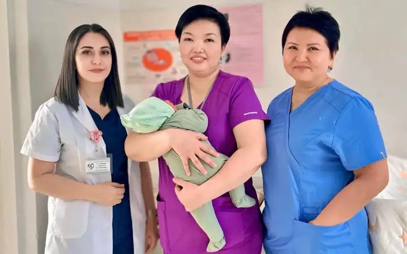 6kg giant boy born in Zhambyl region.