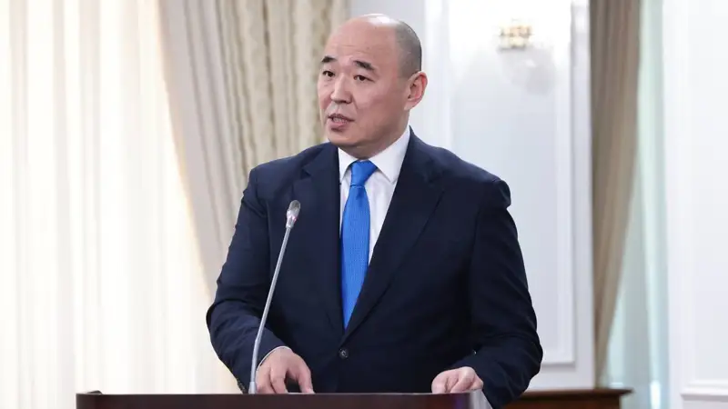 Канат Шарлапаев