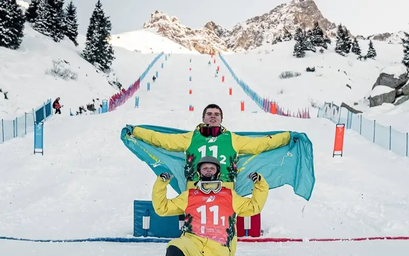 Қазақстан құрамасы фристайл-могулдан жасөспірімдер арасындағы әлем чемпионатын үш медальмен аяқтады