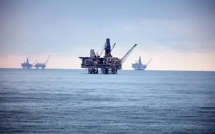 BP остановила работу платформы на Каспии из-за проблемы на трубопроводе