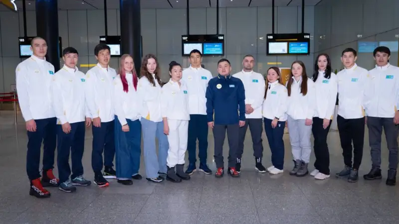 Ýnıversıada sportshylary Týrınge attandy