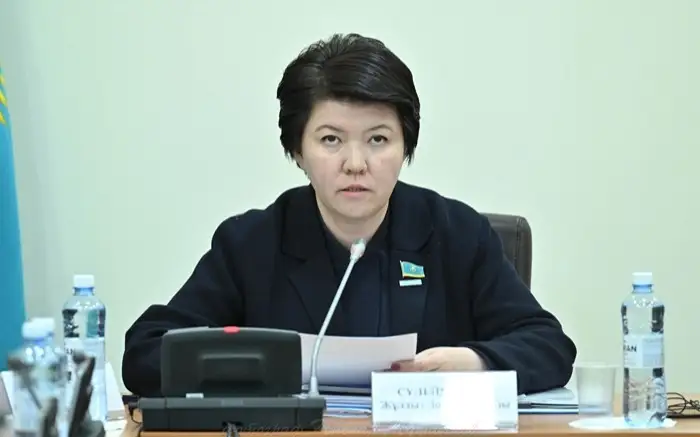 Juldyz Súleımenova