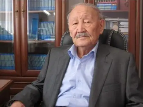 Мекемтас Мырзахметов