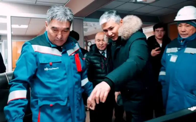 С перспективой на экспорт: аким области Улытау посетил мясоперерабатывающий завод