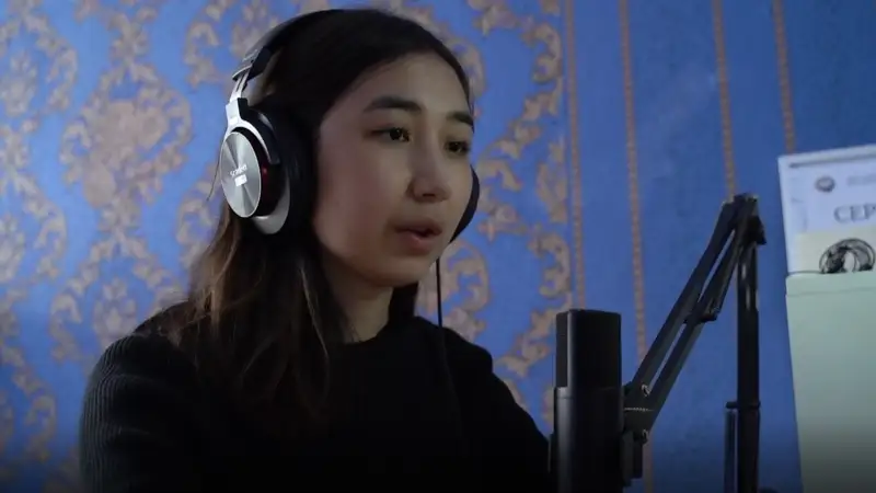 Петропавлдық бойжеткен шетелдік фильмдерді қазақша сөйлетіп жүр