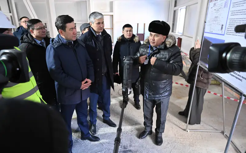 Erlan Qoshanov Sátbaevtaǵy ekologııalyq máselelerdiń basty sebebin atady