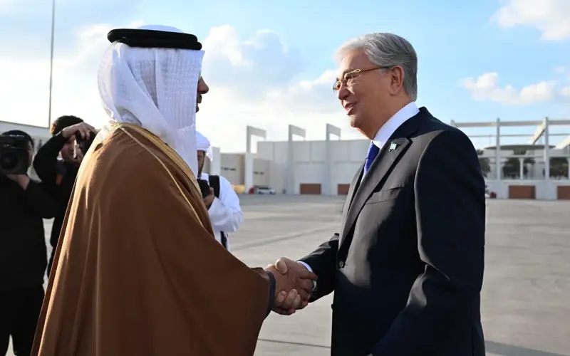 Memleket basshysy Birikken Arab Ámirlikterine jumys saparymen bardy