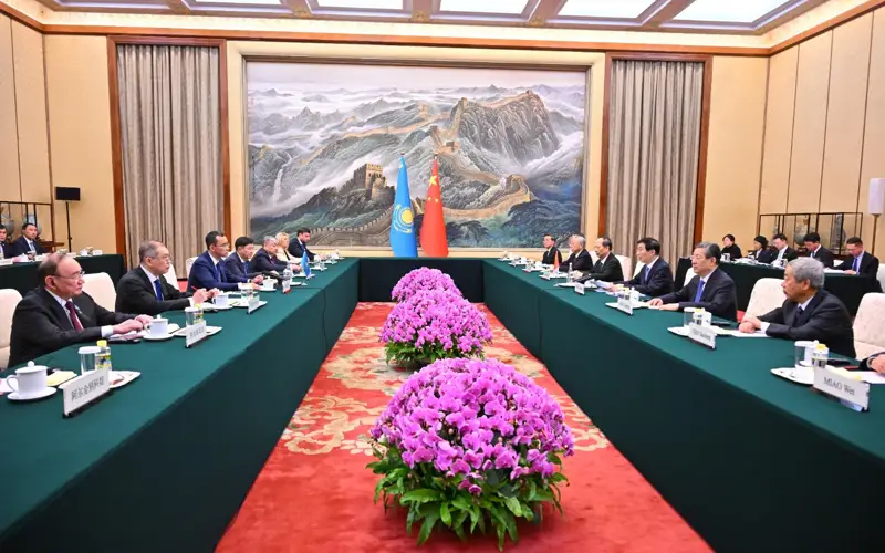 Мәулен Әшімбаев Қытайға ресми сапармен барды