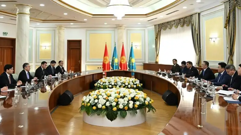 Kazakhstan, Kyrgyzstan reaffirm their commitment to close cooperation within multilateral structures 