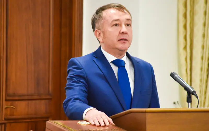 Erlan Sársembaev Ádilet mınıstri bolyp taǵaıyndaldy