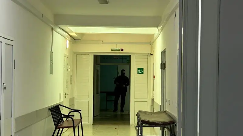 Aqtóbede kepilden bolǵan áıeldiń jaǵdaıy belgili boldy