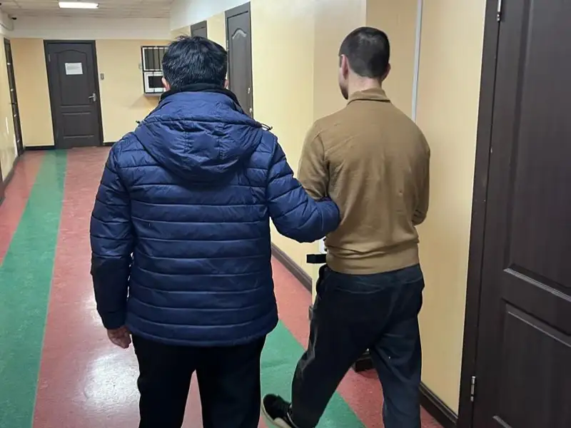 Almatyda memleketaralyq izdeýde júrgen kúdikti ustaldy