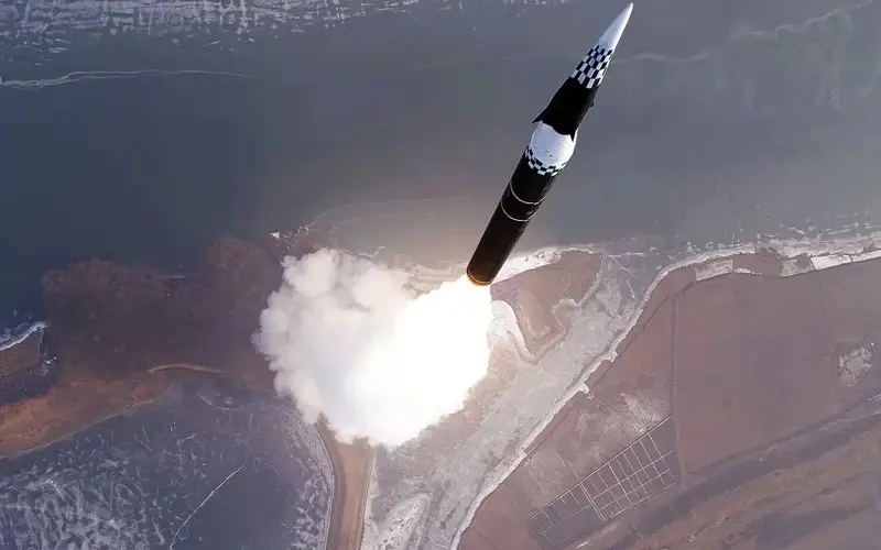 N. Korea launches multiple short-range ballistic missiles 