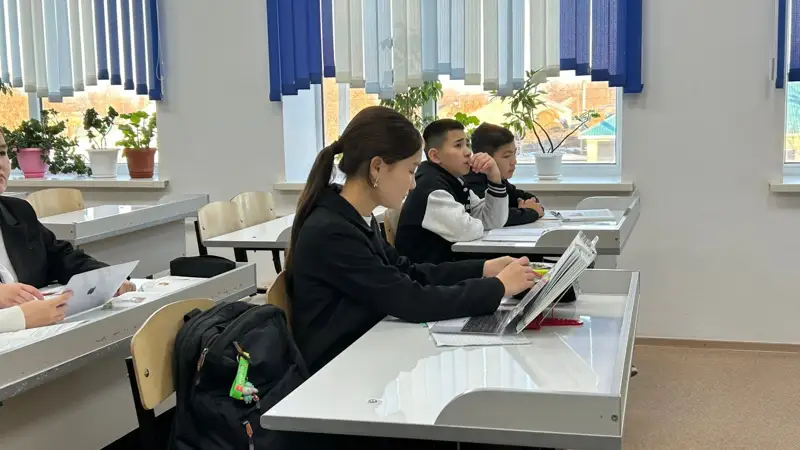 Jańa standart: Keıbir mektepterde oqý pánderi biriktirilýi múmkin