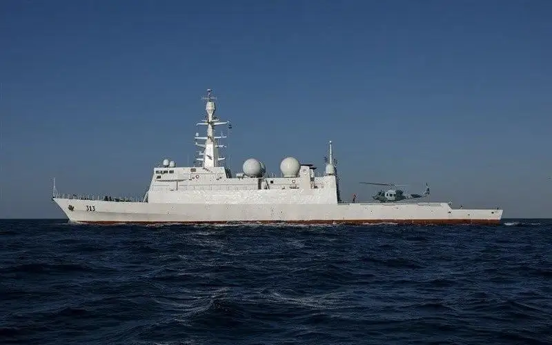 ВМС Ирана получат новейший боевой эсминец 