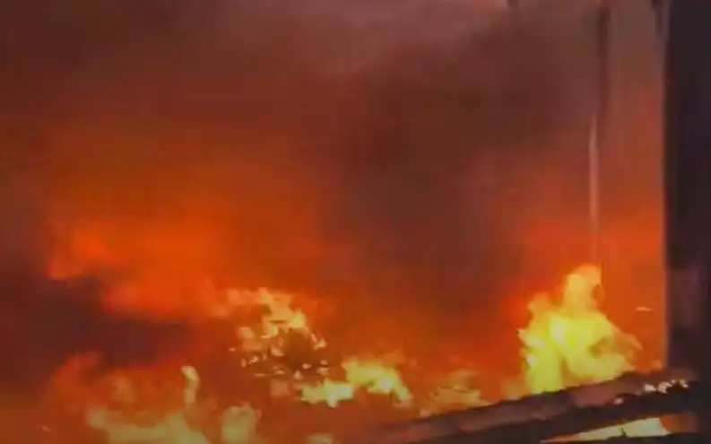 пожар на стадионе в Петропавловке