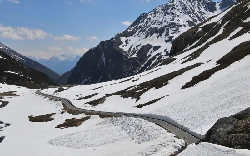 лавина дорога