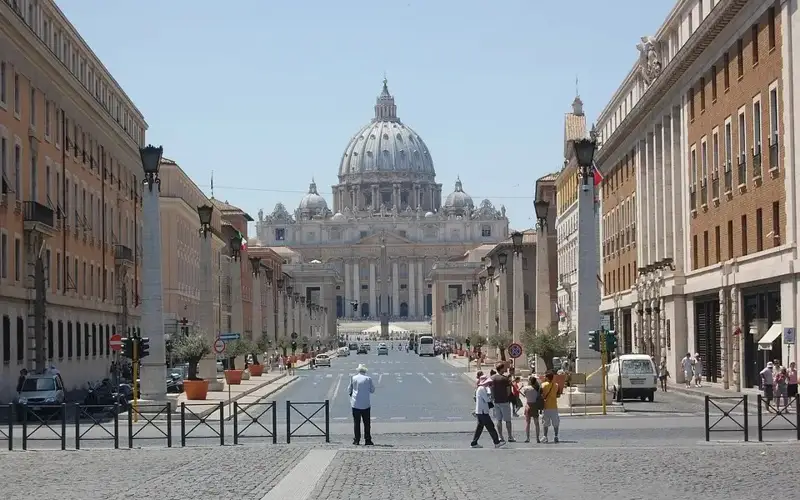 Ватикан губернатори илк бор аёл бўлади