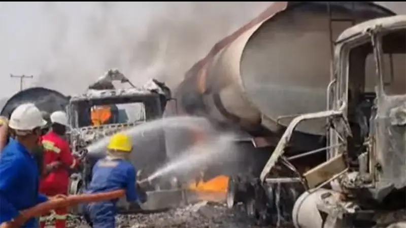 Нигерияда ёқилғи танкерининг портлаши оқибатида ҳалок бўлганлар сони 86 кишига етди
