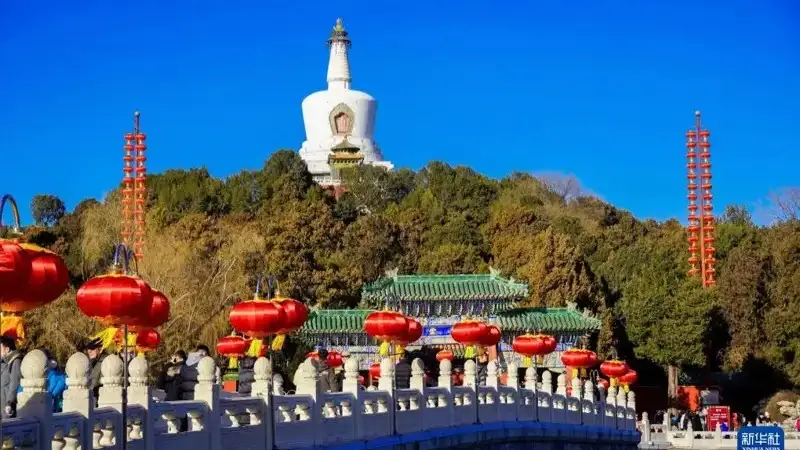 Қытай жылан жылын қарсы алуға дайындалып жатыр