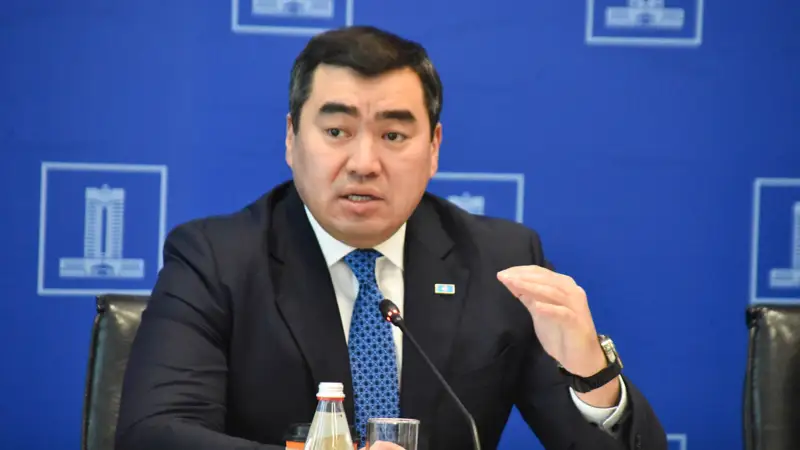 Chngıs Arınov Shyńǵys Árinov