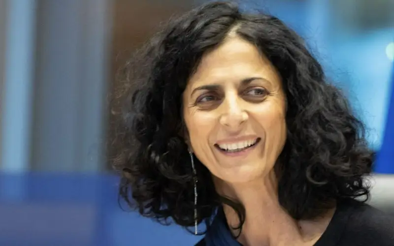  Мария Арена 