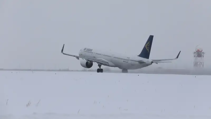 аэропорт, самолет, AIR ASTANA, рейс, вылет, задержка рейса, метель, отмена рейса, әуежай, қар, рейстің кешігуі, рейсті тоқтату