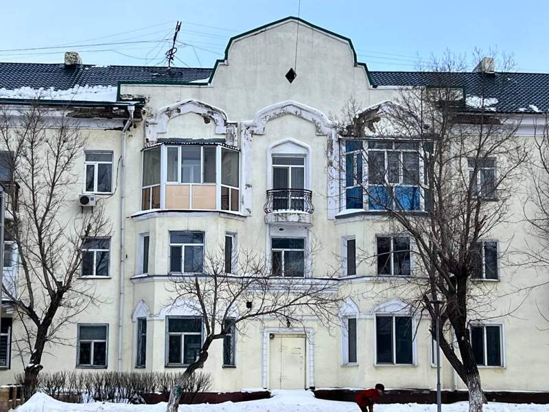 “Сталинские” дома Майкудука “Сталинские” дома Майкудука