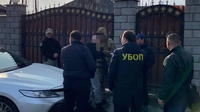 Jetisý oblysynda kásipkerden aqsha bopsalaǵan bloger ustaldy