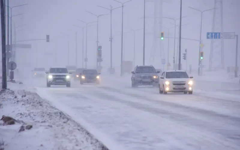 трасса, закрыта дорога, метель, автомобиль, буран, автожол, жол жабық, боран, көлік