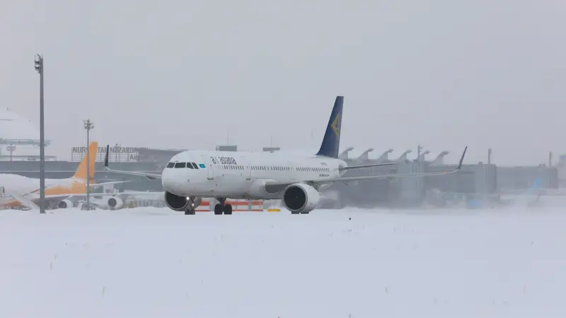 аэропорт, самолет, AIR ASTANA, рейс, вылет, задержка рейса, метель, отмена рейса, әуежай, қар, рейстің кешігуі, рейсті тоқтату