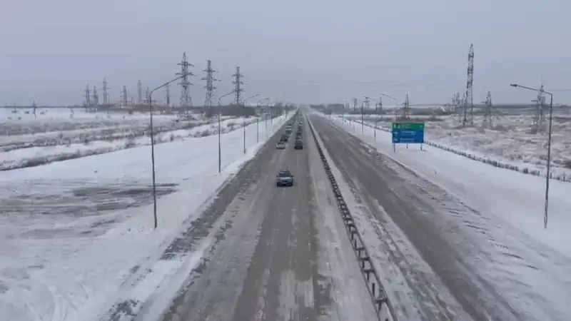 Около двух тысяч автомобилей сопровождают полицейские на трассах в Акмолинской области