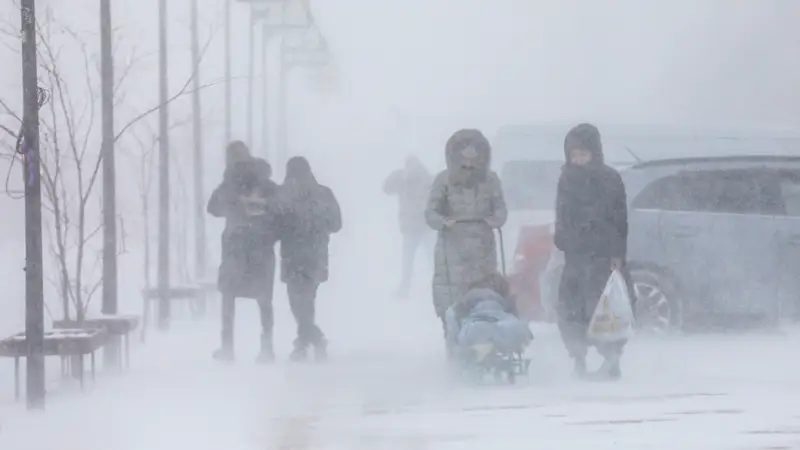 метель, снег, погода, люди, ауа райы, қар, боран, адамдар