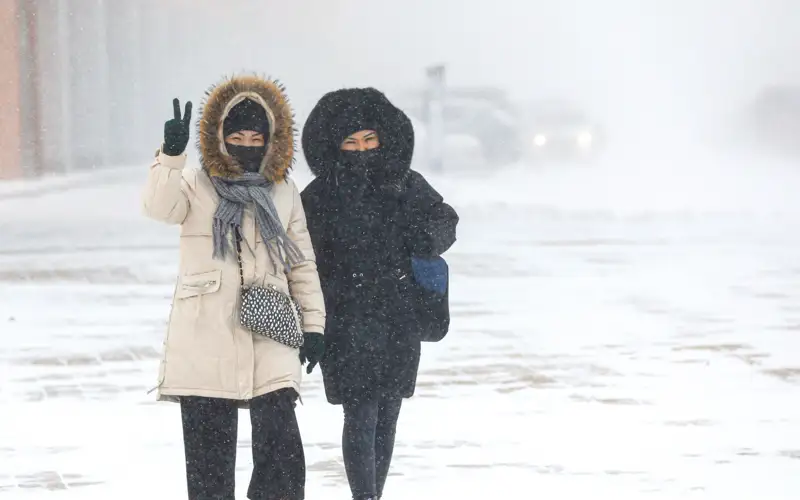 метель, снег, погода, люди, ауа райы, қар, боран, адамдар