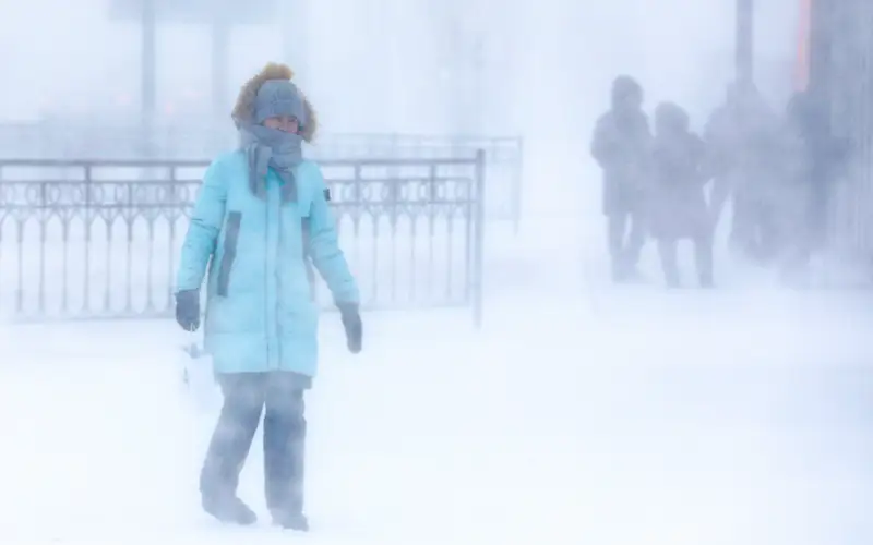 метель, снег, погода, люди, ауа райы, қар, боран, адамдар