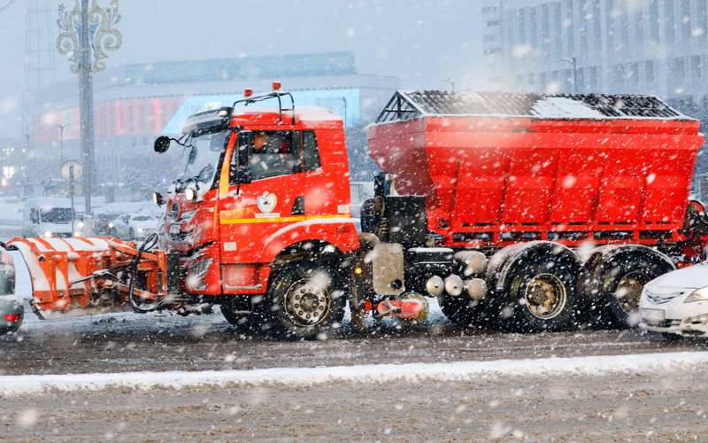 Алматы көшелерін 573 техника және 1 мыңнан астам адам тазалап жатыр