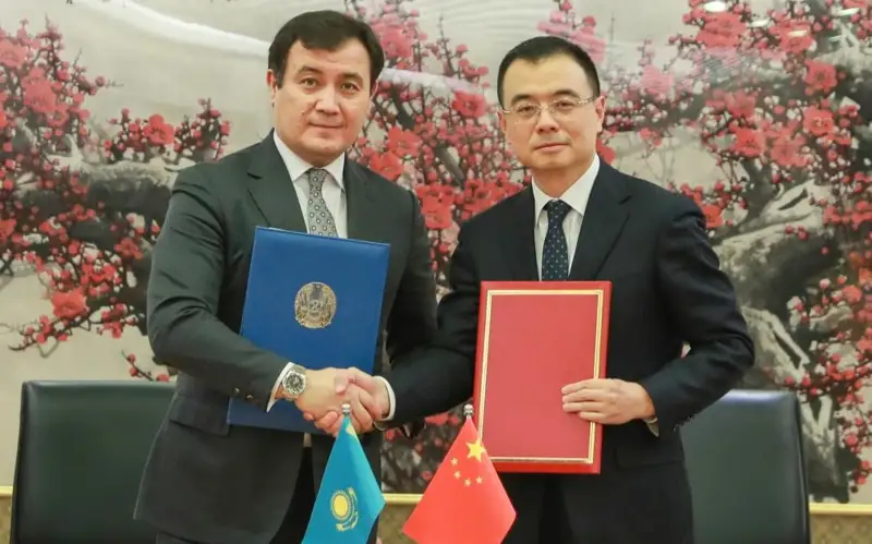 Бейжіңде Қазақстан мен Қытай арасында сімаралық консультациялар және Қауіпсіздік саласындағы ынтымақтастық жөніндегі кіші комитеттің отырысы өтті