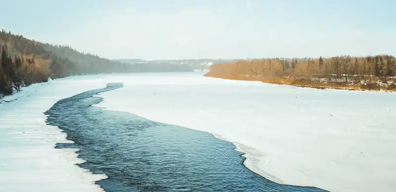 лед на реке