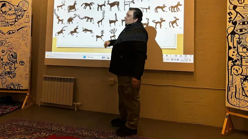 «Arqarly taýynyń petroglıfteri» monografııasy nege az tırajben shyqty