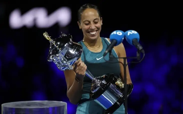 Рыбакинаны ұтқан америкалық теннисші жеңімпаз атанды