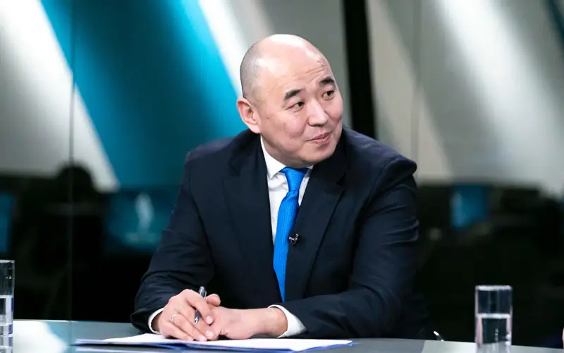 Канат Шарлапаев