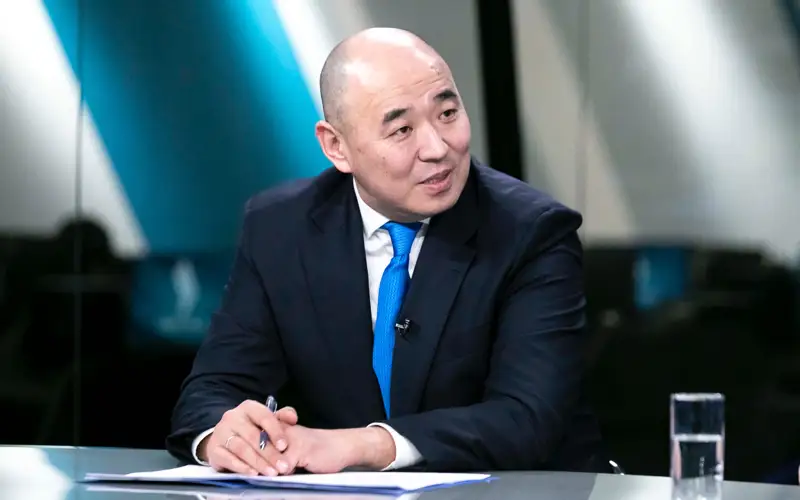 Канат Шарлапаев