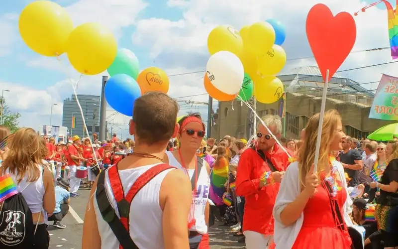 АҚШ кәмелетке толмағандардың жынысын ауыстыруын қаржыландырмайды