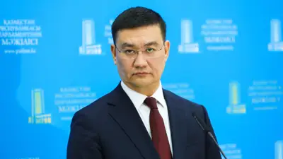 Әжеммен жыныстық қатынас көру видео Порно жұту