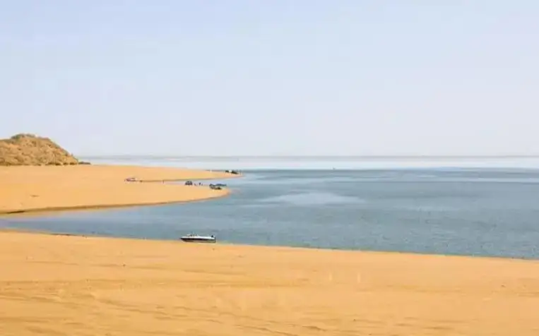 Шардаринское водохранилище