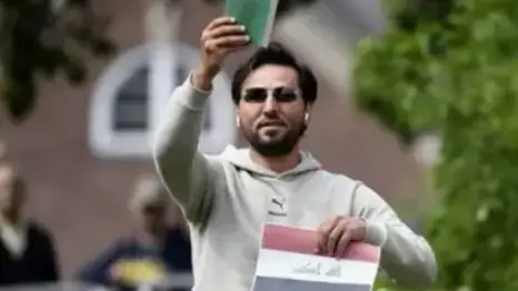 Салван Момика