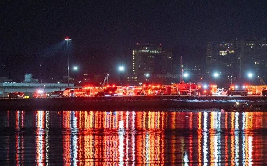 No survivors expected in aircraft collision in Washington, D.C., says ...